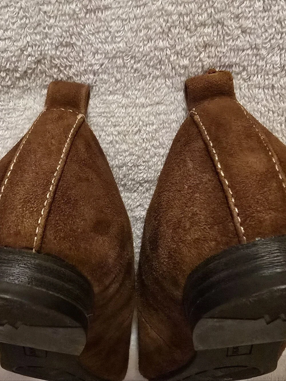 White Mountain Genuine Leather Suede Slip On Loafer Flats Brown 6 EUC